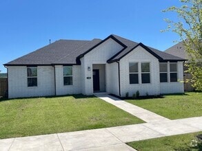 Building Photo - Element Home (4BR/2B)