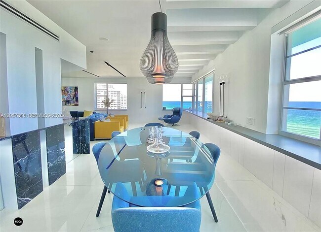 Building Photo - 5255 Collins Ave
