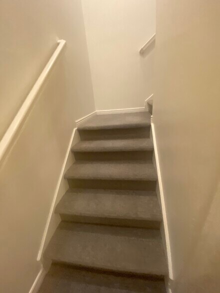 Building Photo - 1582 W 10 S