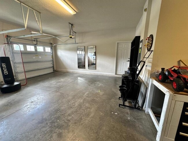Building Photo - 8042 Corkfield Ave