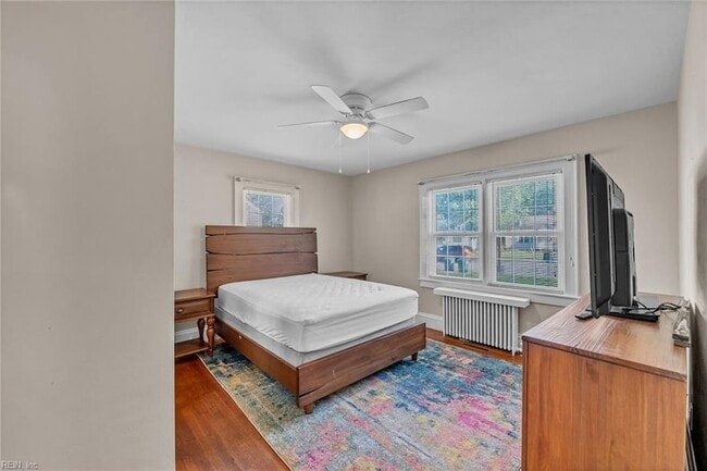 Building Photo - 1345 E Norcova Dr