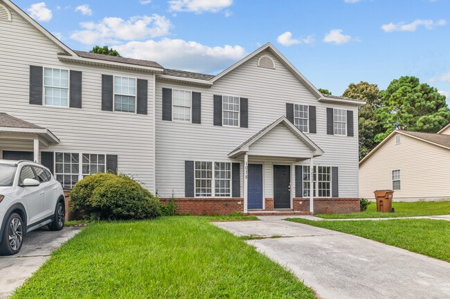 Building Photo - 1075 W Pueblo Dr