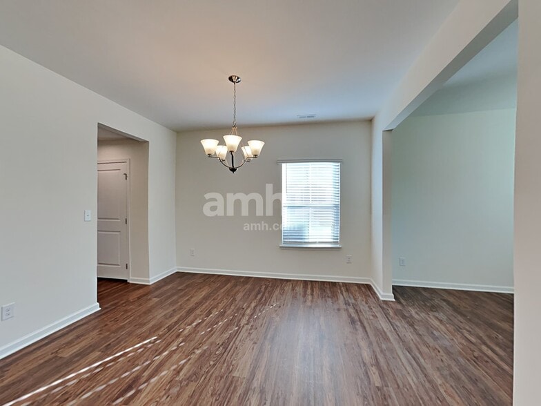 Building Photo - 5329 Cairo Ct