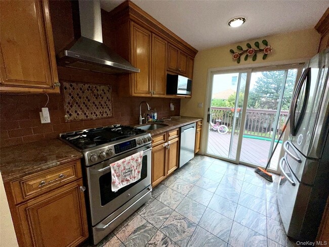 Building Photo - 1316 Mcclure Ave