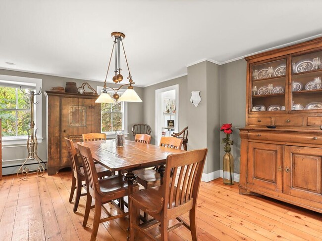 Building Photo - 47 Hollow Tree Ridge Rd