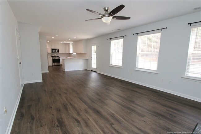 Building Photo - 105 Sturminster Dr