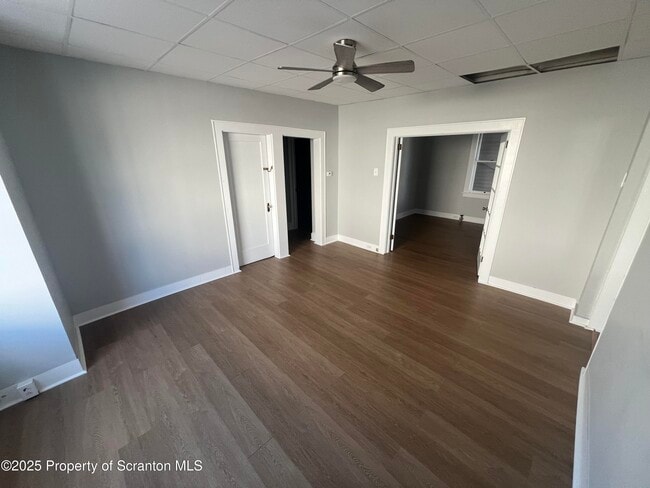 Building Photo - 527 E Drinker St