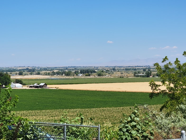 Building Photo - 20667 Antrim Dr