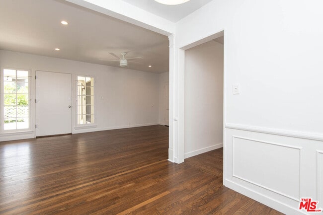 Building Photo - 9015 Rangely Ave