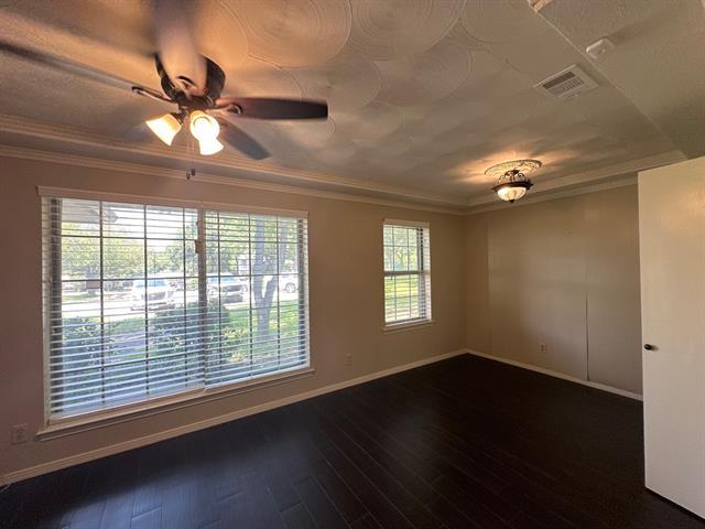 Building Photo - 1226 Greenbriar Cir