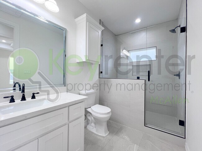 Building Photo - Beautiful 3 bedroom/ 2.5 bath Home in Edinburg - $500 off the First Month Rent!!!