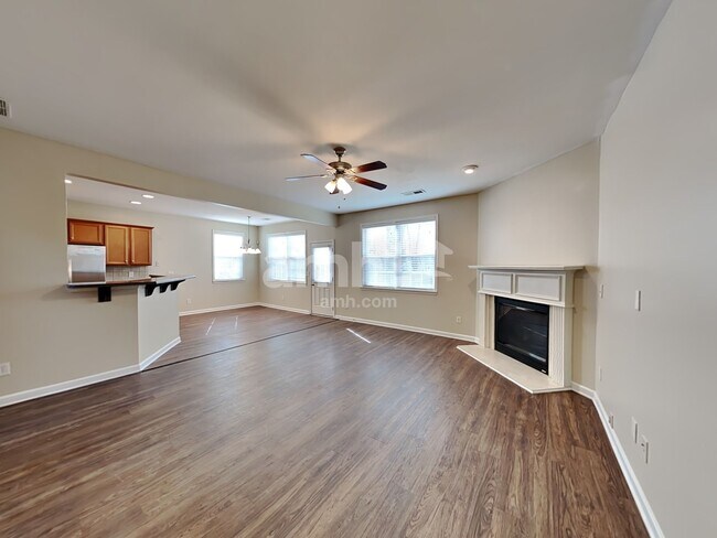 Building Photo - 183 Diamond Ridge Ave