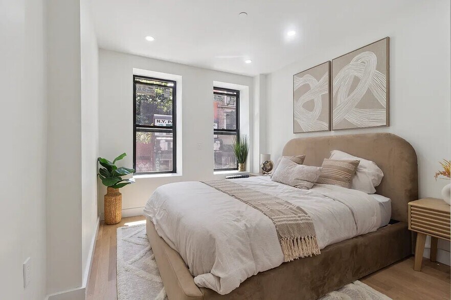 Building Photo - 176 Rivington St