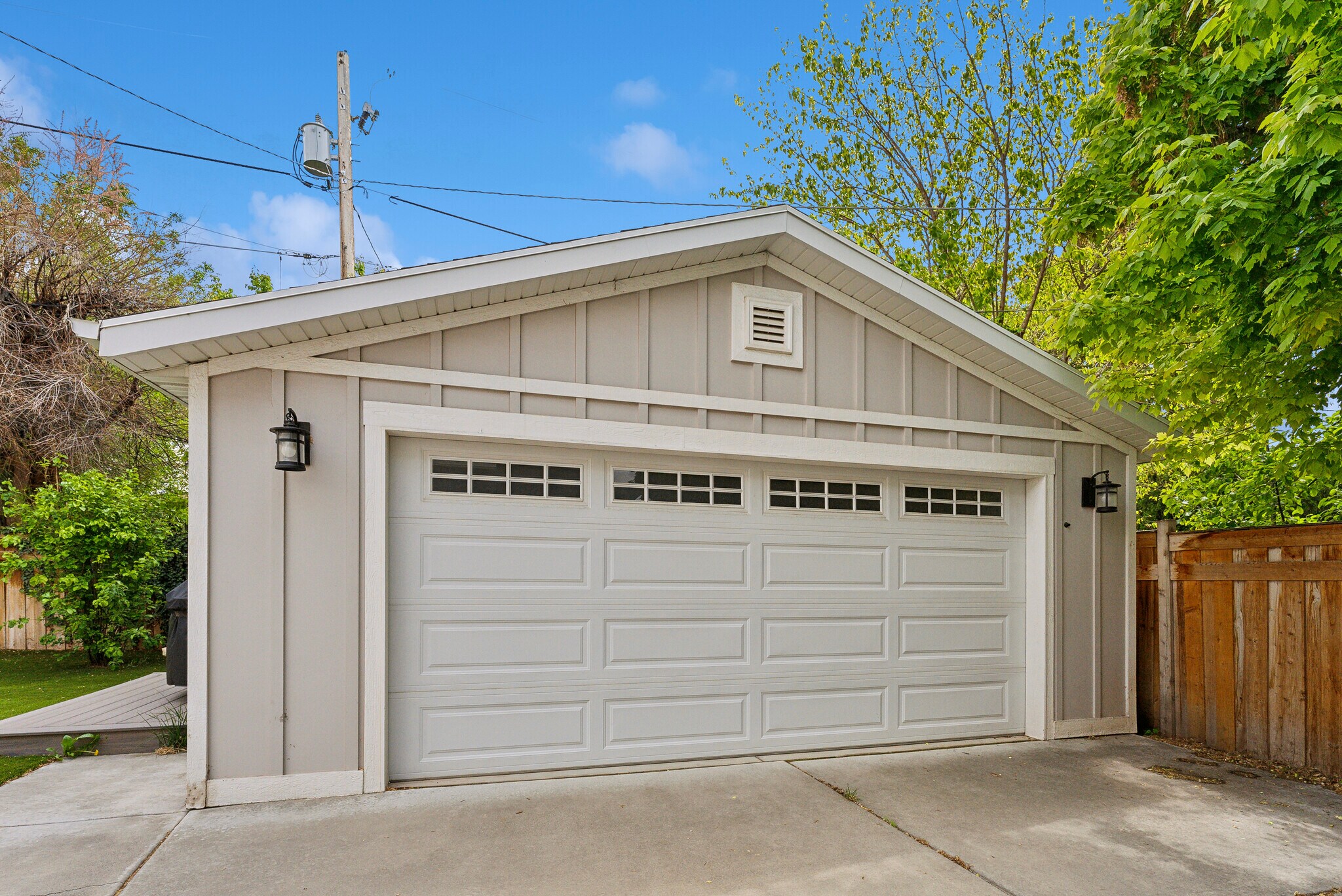 large 2 car garage - 1044 E Wood Ave