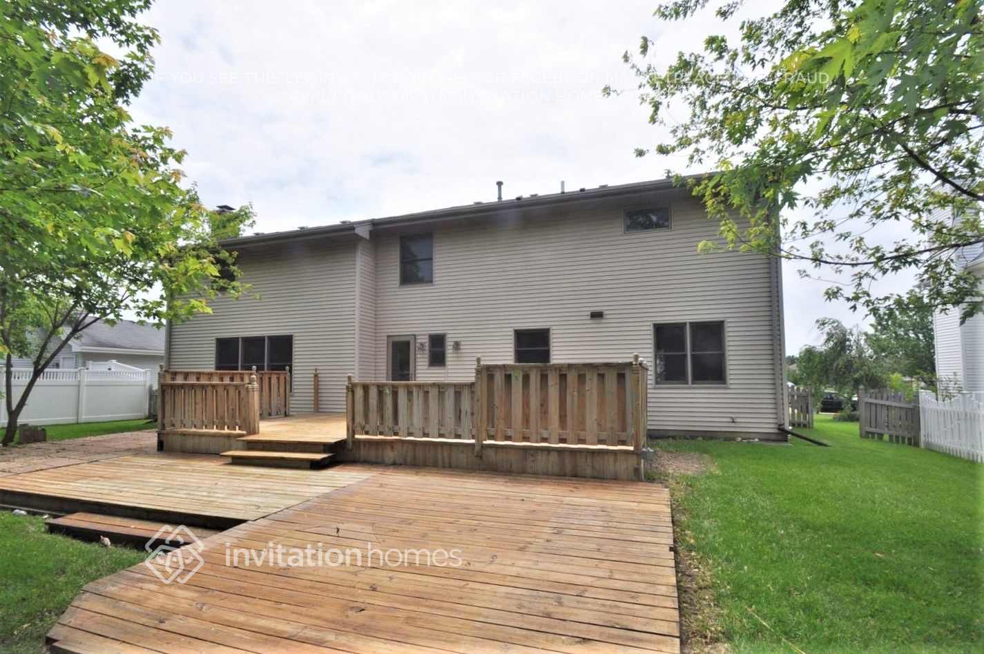 Building Photo - 2959 Rebecca Dr