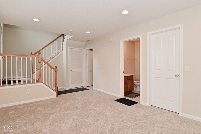 Building Photo - 11829 Esty Way