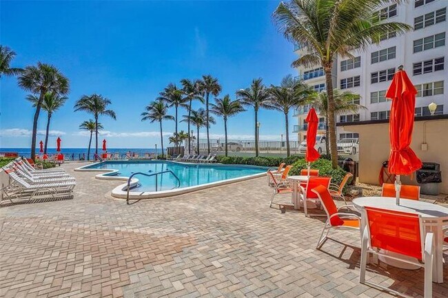 Building Photo - 3800 Galt Ocean Dr