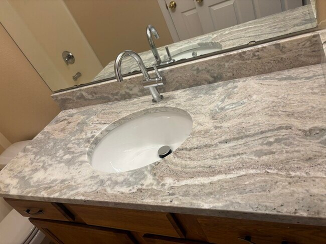 Building Photo - 4434 Gearhart Rd