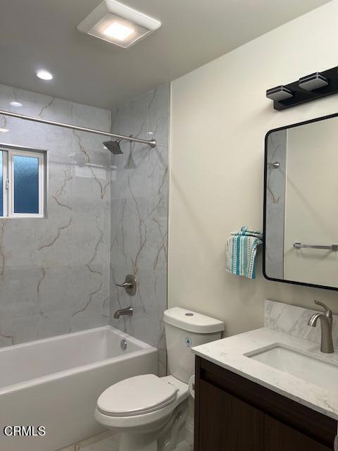 Building Photo - 8207 W Grenoble St