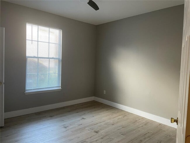 Building Photo - 14353 Fredricksburg Dr