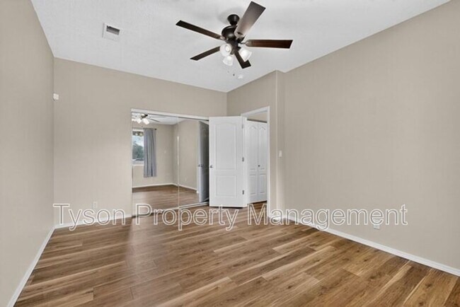 Building Photo - 10912 Dream Weaver Dr NW