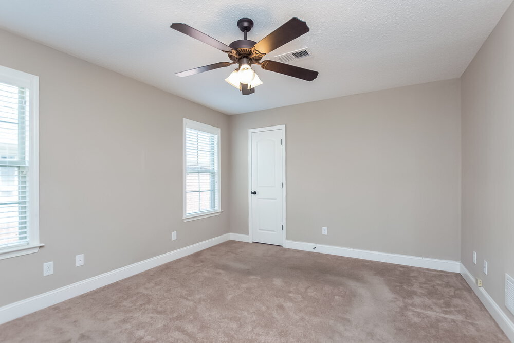Building Photo - 1367 Arbor Lake Dr S