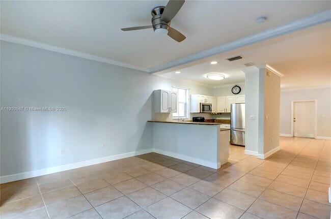 Building Photo - 11331 NW 44th Terrace