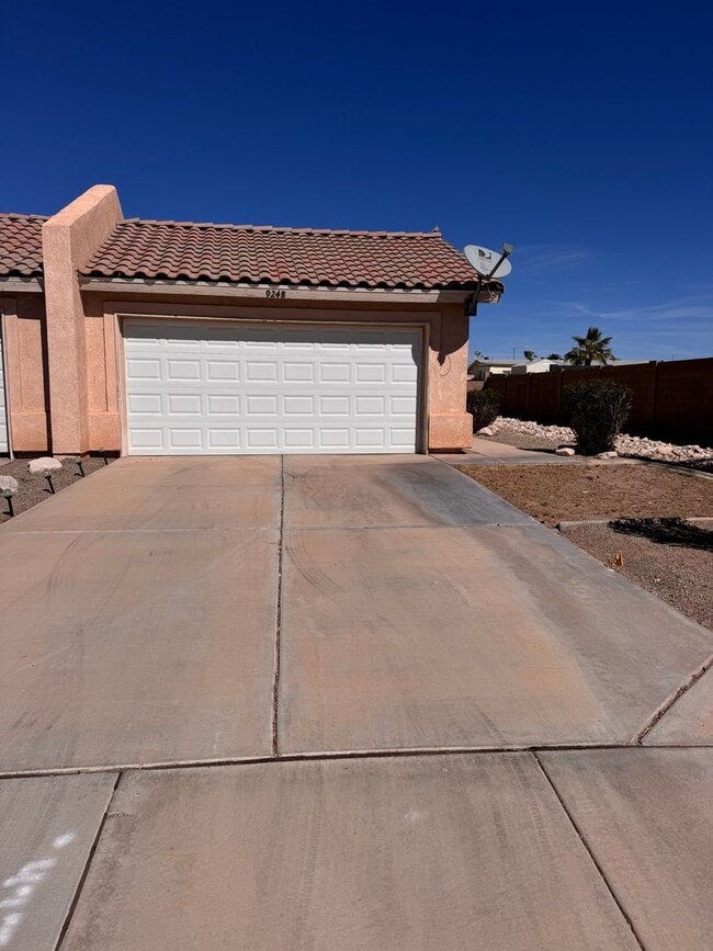 Building Photo - 9248 E 30th Pl