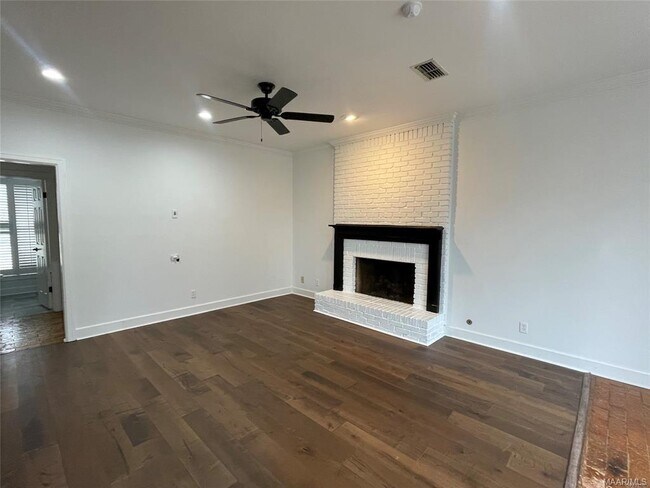 Building Photo - 8342 Longneedle Dr