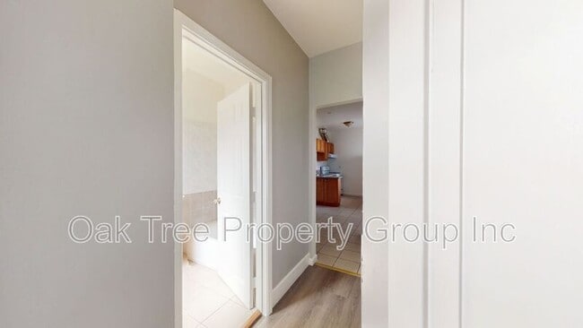 Building Photo - 4152 Brookdale Ave