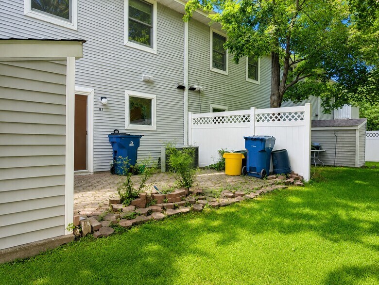 Building Photo - 89 William Patterson Ct