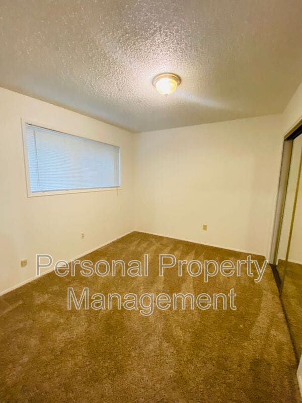 Building Photo - 7310 NE 16th Ave