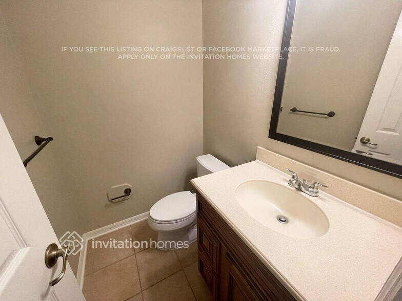 Building Photo - 7126 Yardley Way
