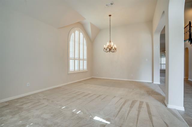 Building Photo - 7747 Ivanhoe Dr