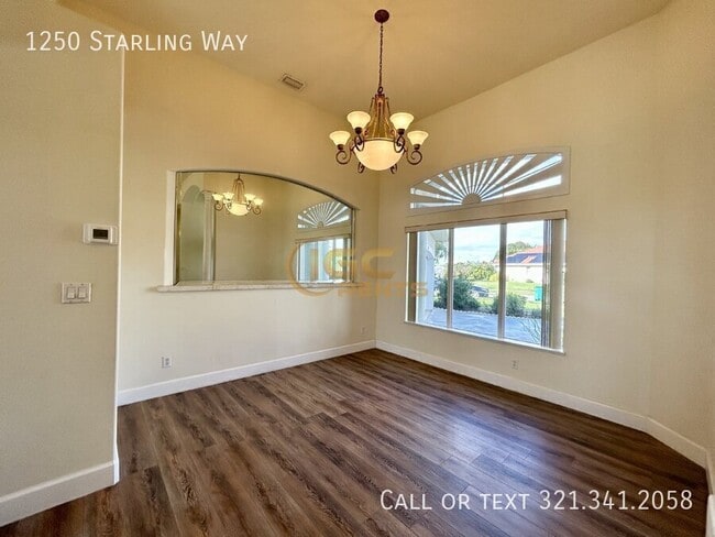 Building Photo - 1250 Starling Way