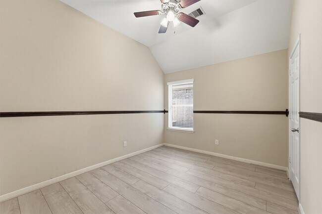 Building Photo - 11422 English Rose Trail