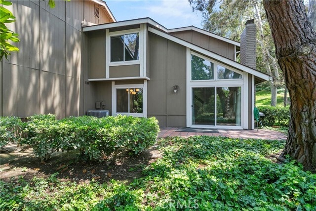 Building Photo - 2811 Sierra Canyon Way