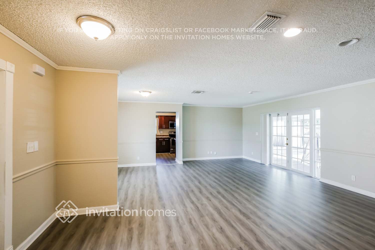 Building Photo - 10966 Winding Creek Way
