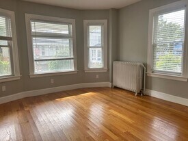 Building Photo - 34 Channing St