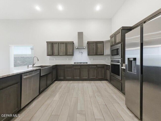 Building Photo - 11365 Hidalgo Dr