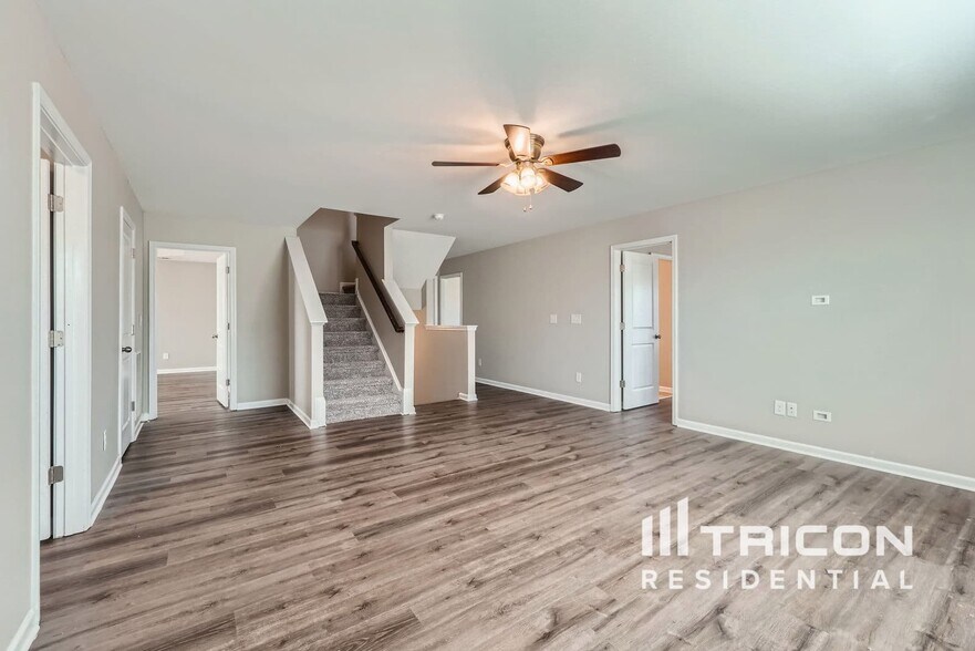 Building Photo - 3019 Burgess Dr