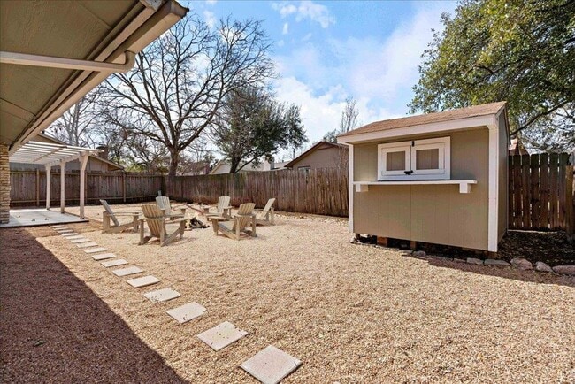 Building Photo - 12306 Hickorystick Cove