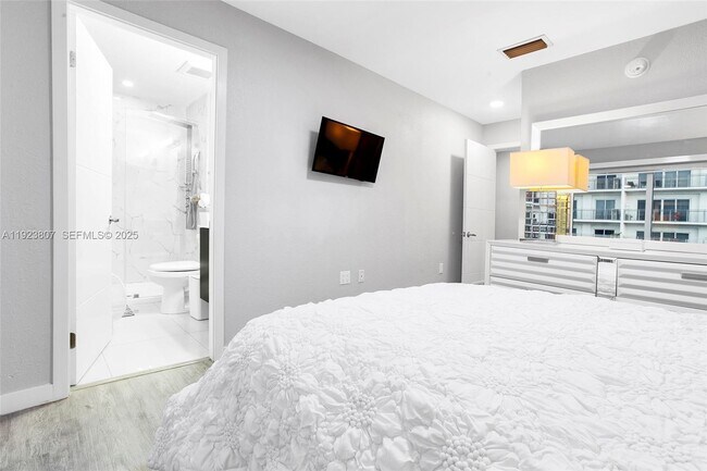 Building Photo - 25872 SW 139th Path