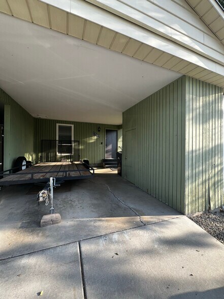 Primary Photo - 1182 E 8320 S