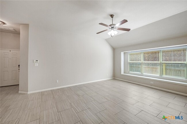 Building Photo - 2500 Highland Haven Dr
