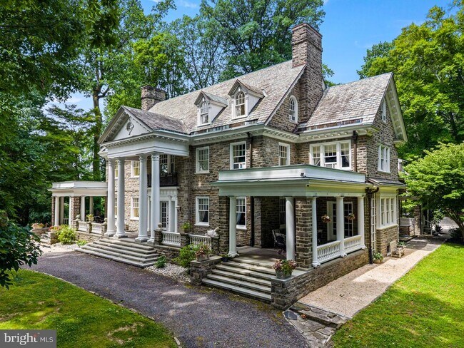 Building Photo - 1018 Beech Rd