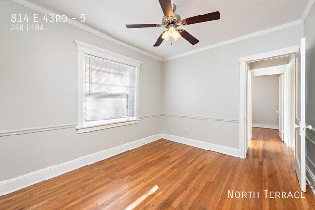 Building Photo - 814 E 43rd-5