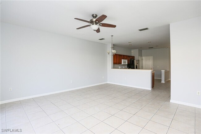 Building Photo - 937 Hampton Cir