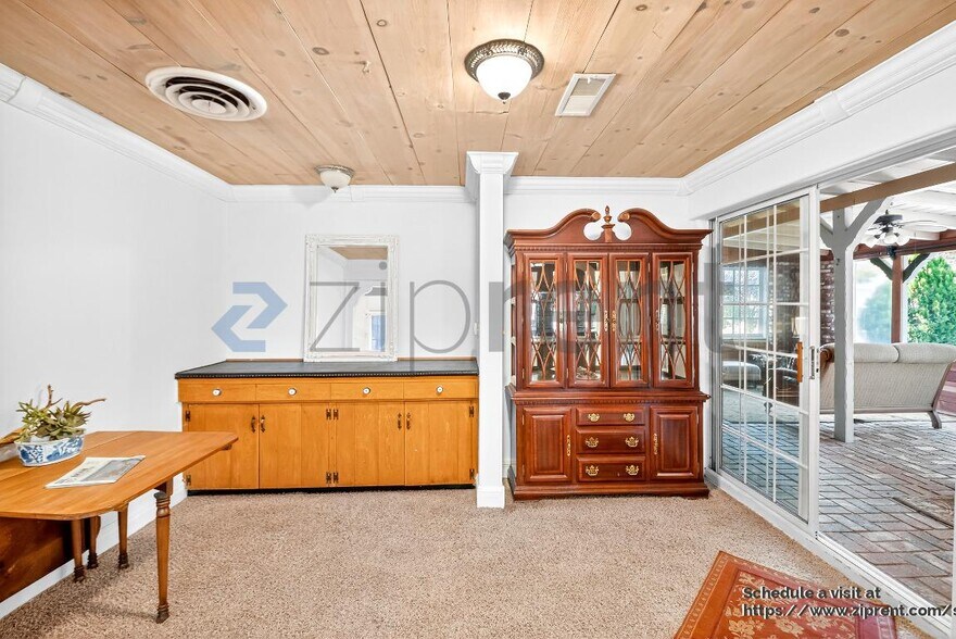 Building Photo - 15353 Iron Canyon Rd