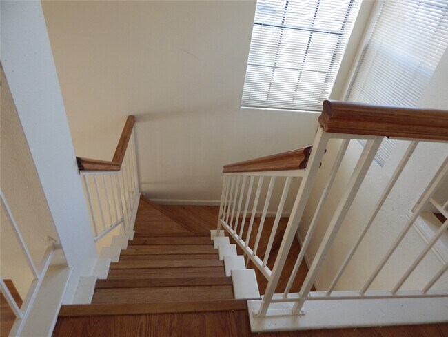 Building Photo - 8623 Beechcrest St